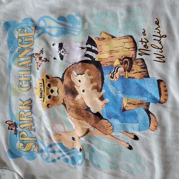 Girls Smokey The Bear "Spark Change Not A Wildfire" T-Shirt Size XS Large NWT - Picture 2 of 2